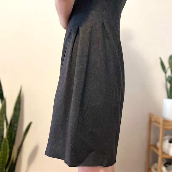 NWOT Theory Wool Corset Tee Dress in Dark Charcoal, Size 4 - Picture 3 of 7